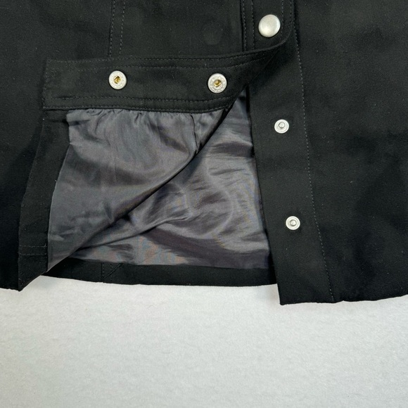 H & M Divided Suede A Line Mini Skirt Womens Size 4 Snap Button Down Black Lined - Picture 8 of 8